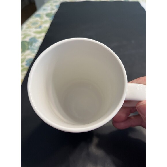 Pair of Lenox Gingerbread & Penguin 14oz Mugs Heat Changing - Picture 12 of 15